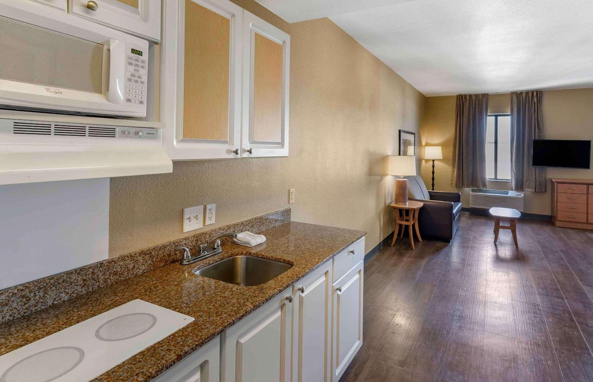 Extended Stay America Suites - San Rafael - Francisco Blvd East Exteriör bild